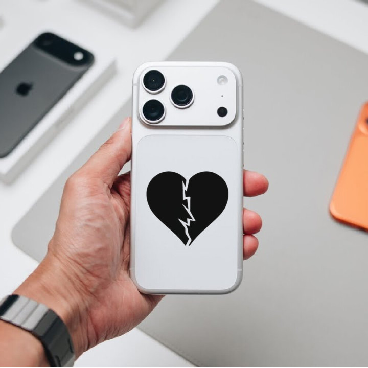 Broken Heart Stickers – Emo Heartbreak Decals (2-Pack)